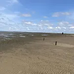 1 Mit Kueche Und Neuem Bad, Frisch Saniert * Friedrichskoog