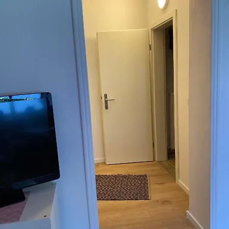 1 Mit Kueche Und Neuem Bad, Frisch Saniert