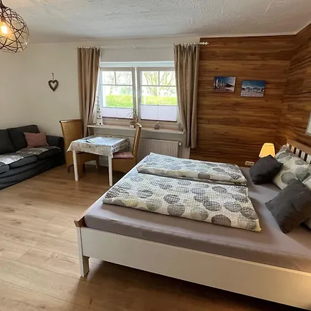 1 Mit Kueche Und Neuem Bad, Frisch Saniert Appartement Friedrichskoog